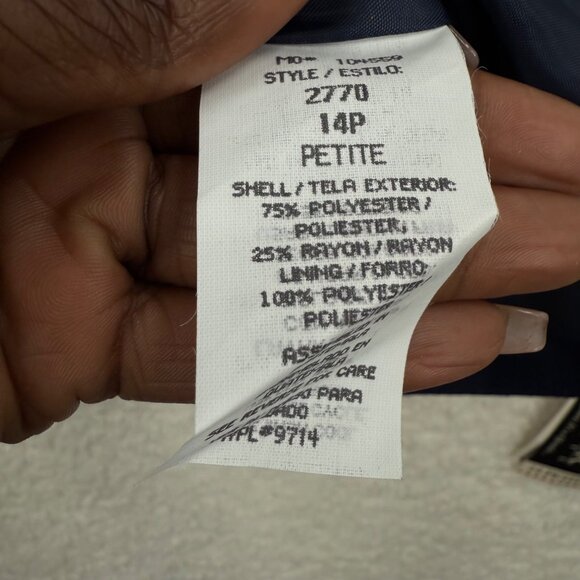 Vintage Sag Harbor Petite Womens Navy Blazer Size 14P 2-Button Polyester Blend J - Picture 5 of 10